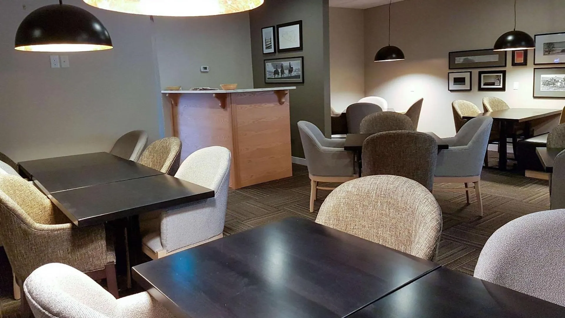 ***  Radisson Hotel & Conference Centre Edmonton Canada
