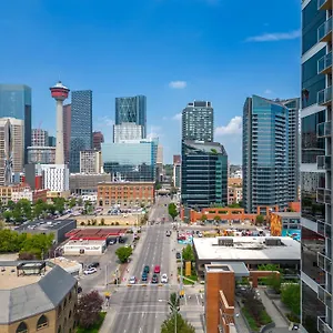 City Centre Retreat - 1br With Desk Canada